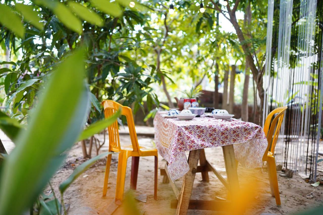 Longan Homestay Hoi An Værelse billede